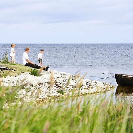 Oestra Flygeln Bunge Vandrarhem Fårösund 外观 照片
